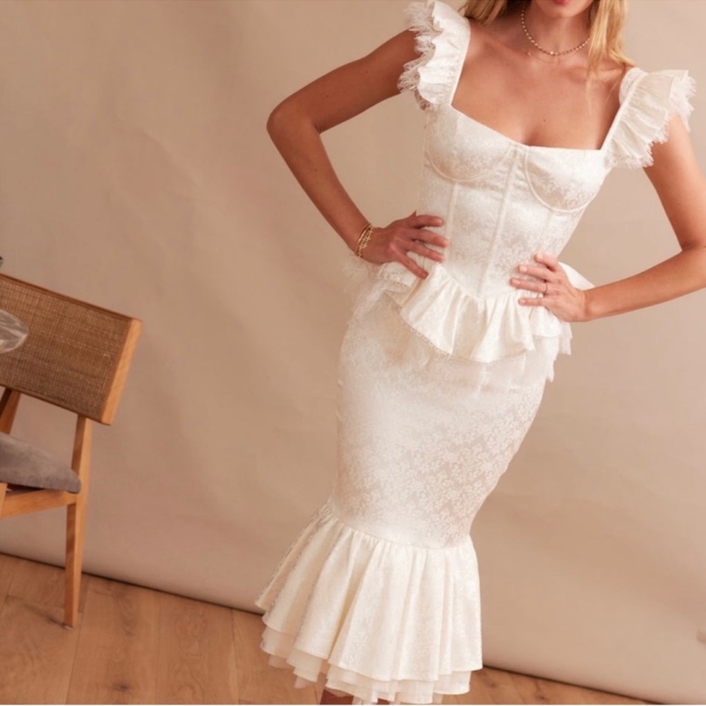 V Chapman bridal shower set white Medici skirt Sorrento top worn 1x size 0